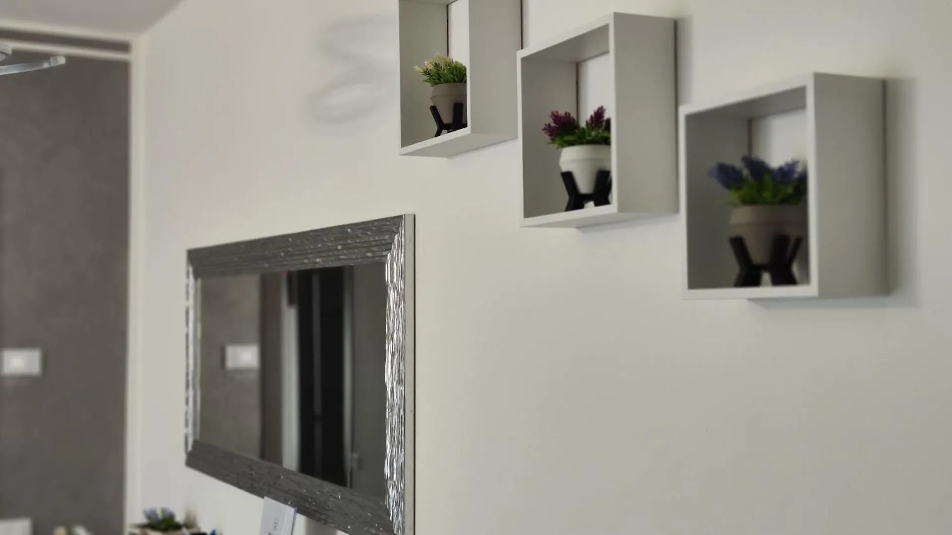 Sempione Apartment 라이나테 0*,  이탈리아